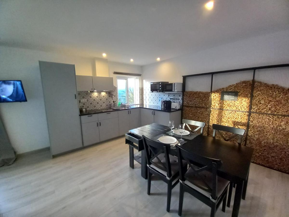 Martins Apartment - Belch1952 Lagos Ngoại thất bức ảnh
